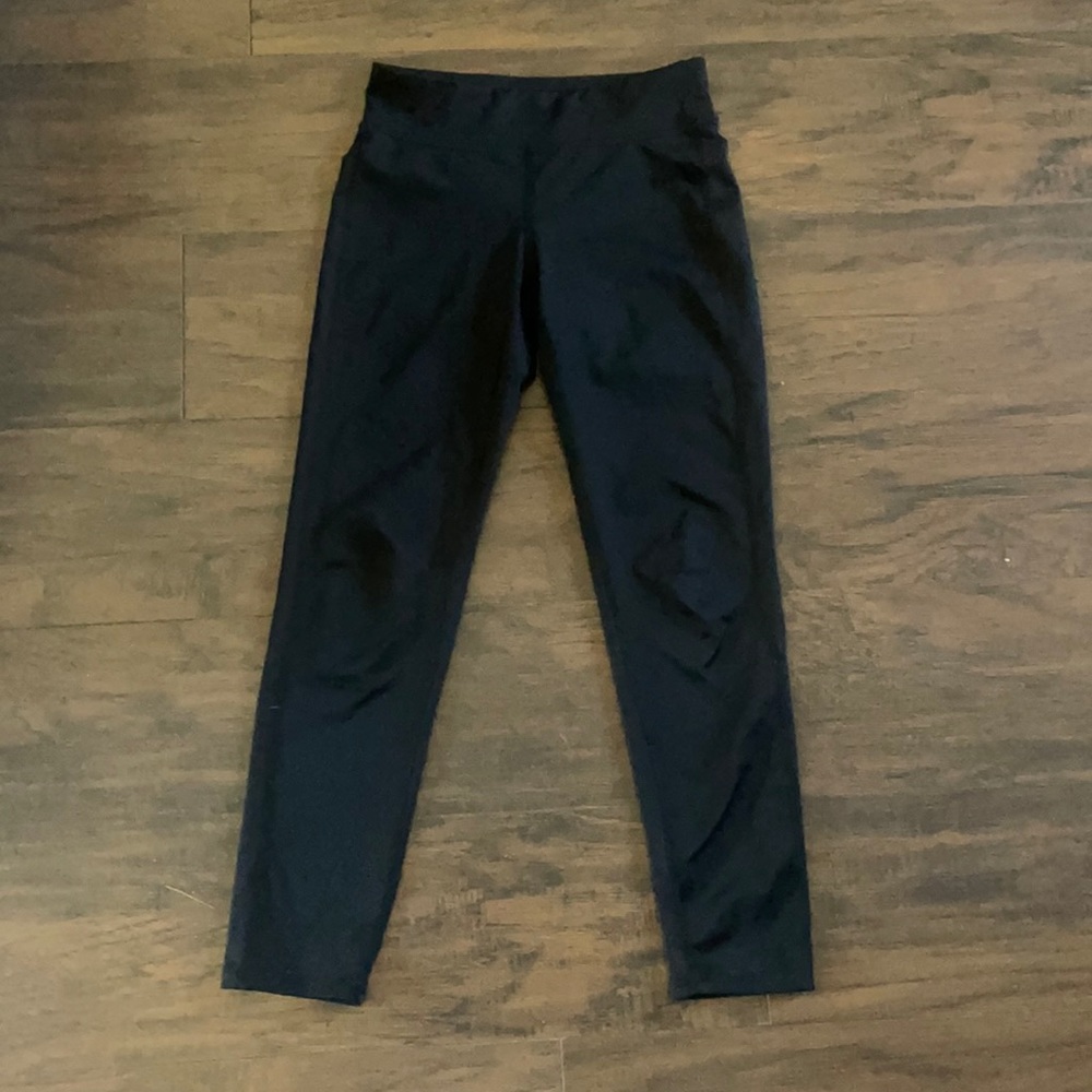 Old Navy active leggings size 8 black EUC